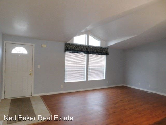 Building Photo - 3 br, 2 bath House - 1584 Willow Lake Rd N
