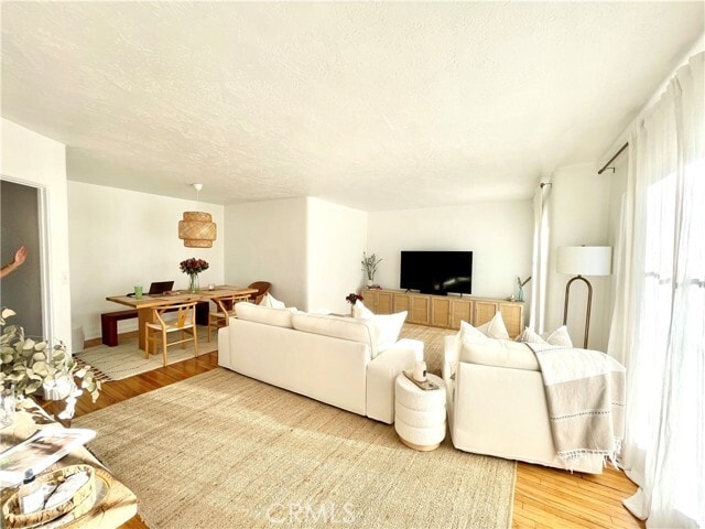 Foto del edificio - 976 S Coast Hwy