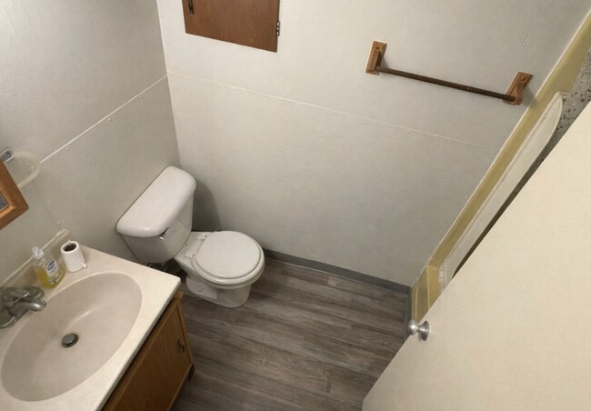 Foto del edificio - 614 N Gilbert St