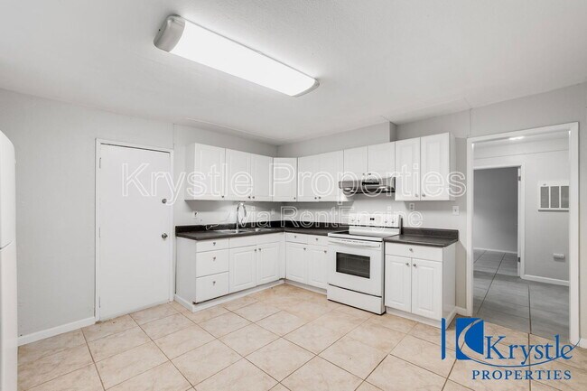 Foto del edificio - 938 Winchester St