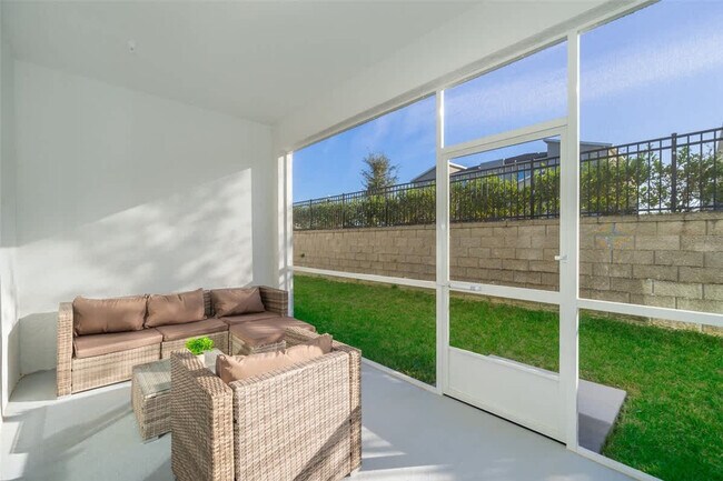 Building Photo - 8899 Cabot Cliffs Dr
