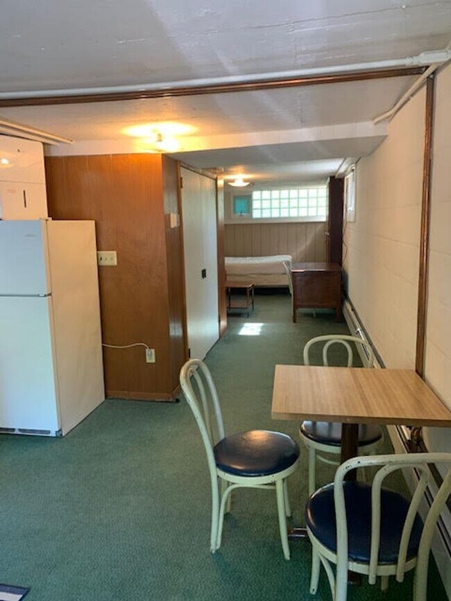 Building Photo - West Shore Apartments - 398