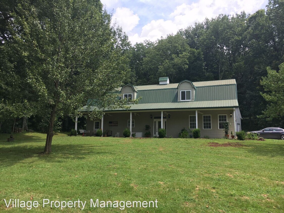 Primary Photo - 4 br, 3.5 bath House - 1800 Warren Hollow Rd.