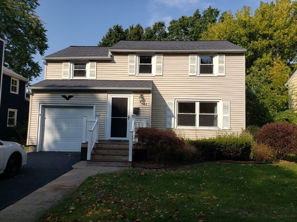 Foto principal - 3 bedroom student house located on a quiet...