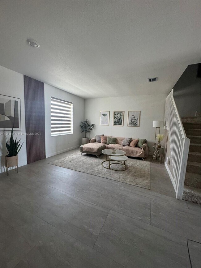 Foto del edificio - 12448 NW 23rd Ct