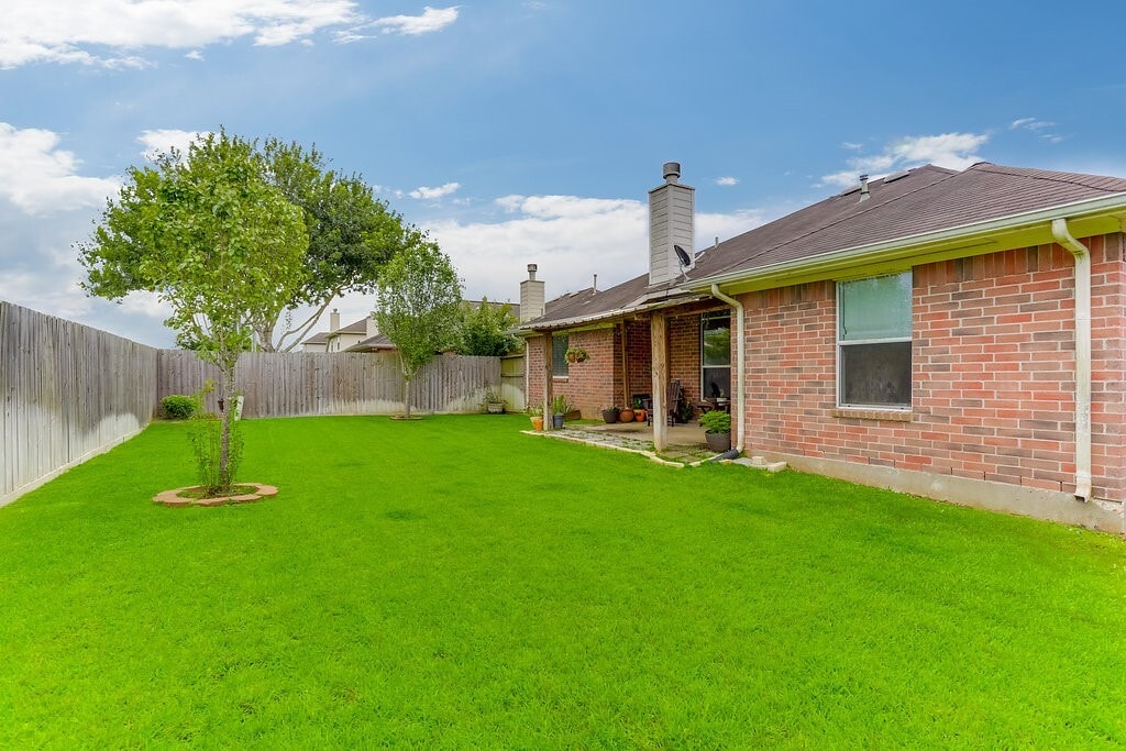 Building Photo - 5413 Caprock Dr