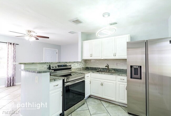 Building Photo - 3 br, 2 bath House - 1320 Mary L Road UNIT
