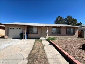 Building Photo - 801 Carpenter Dr