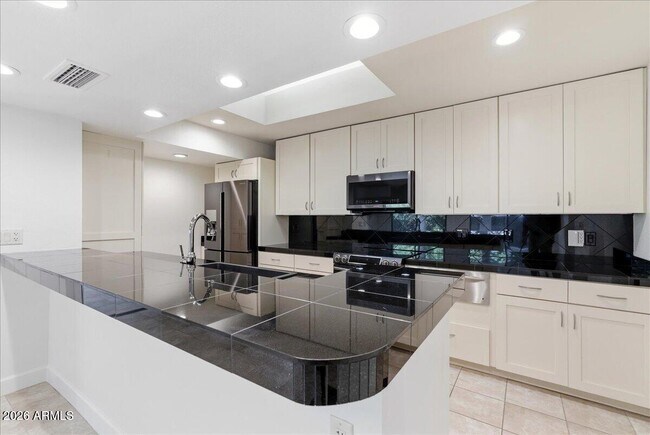 Foto del edificio - 5309 N 24th Pl