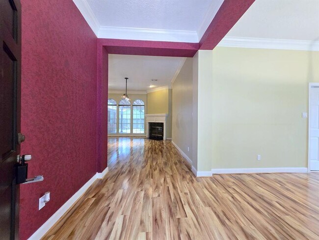 Foto del edificio - 5118 Rebel Ridge Dr