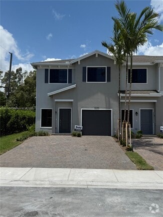 Building Photo - 5044 Gooseberry St