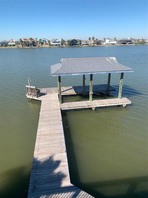 25 Edgewater Dr, Bayou Vista, TX 77563 House Rental in Bayou Vista