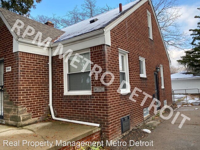 Building Photo - 3 br, 1 bath House - 7682 Piedmont