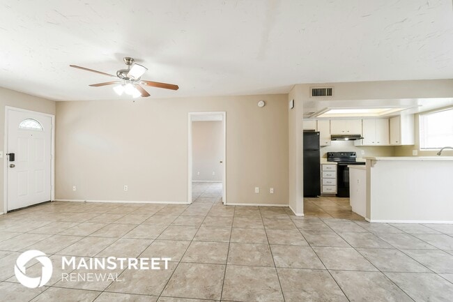 Building Photo - 2833 E Beck Ln