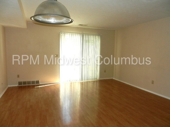 Building Photo - 58 King Arthur Ct
