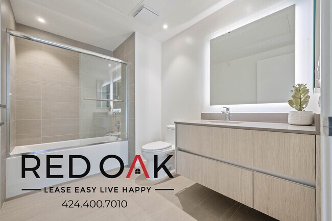 Foto del edificio - 8820 Belford Ave