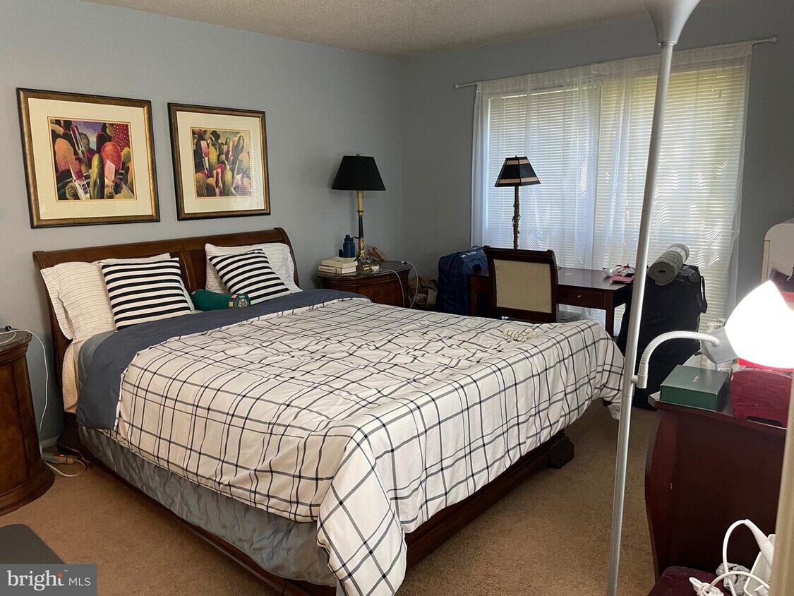 5 Chamberlin Ct, Trenton, NJ 08648 Apartment for Rent in Trenton, NJ