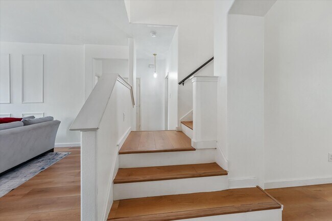 Foto del edificio - 1006 Partridge Dr