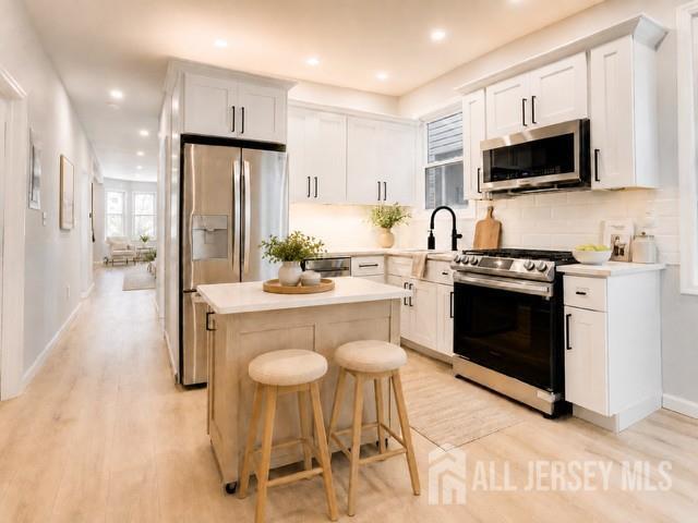 Foto del edificio - 3436-36 Millington Ave