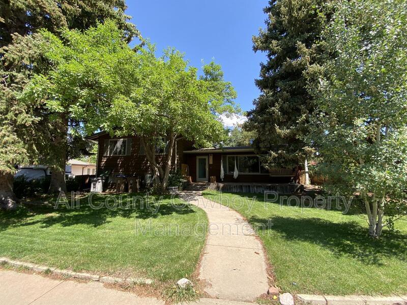 Foto principal - 2035 Spring Creek Dr