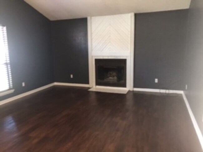 Foto del edificio - 2 Bedroom duplex in PTISD
