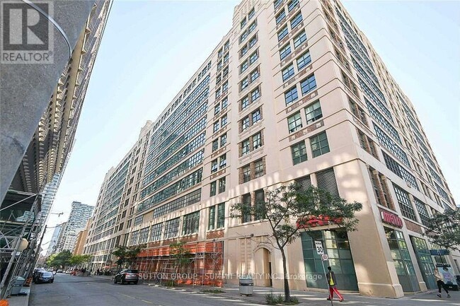 Building Photo - 1036-155-155 Dalhousie St