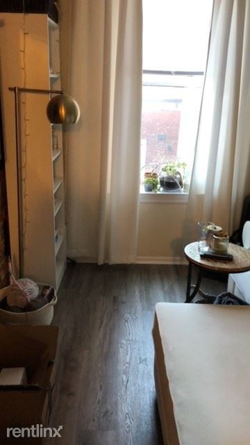 Building Photo - Studio, 1 bath  - 11 S Letitia St Apt 303