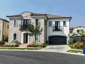 Building Photo - 55 Thrasher