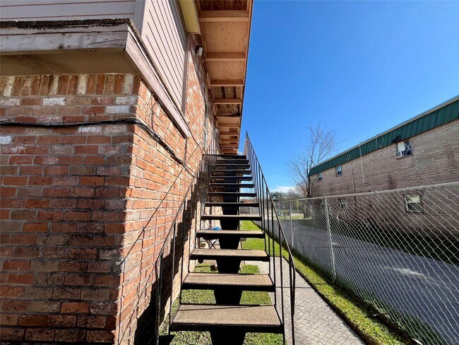 Foto del edificio - 1042 W Village Ct