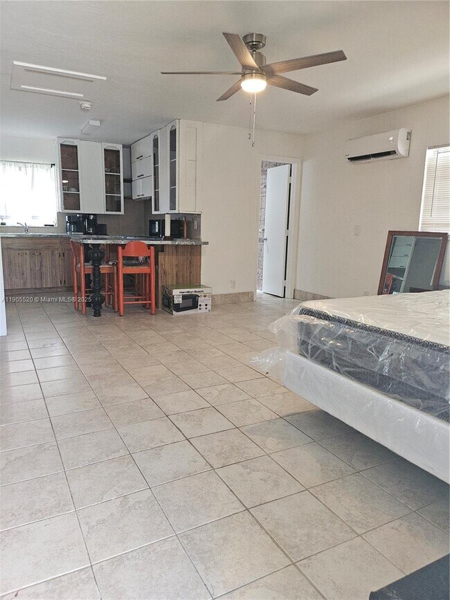 Foto del edificio - 305 SE 12th Ave