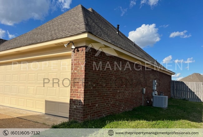 Building Photo - Charming 3BR/2BA Brick Home in Wellington ...