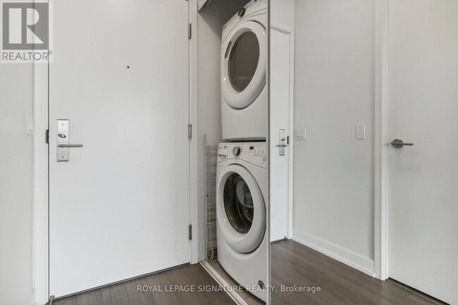 Building Photo - 20 Thomas Riley Rd