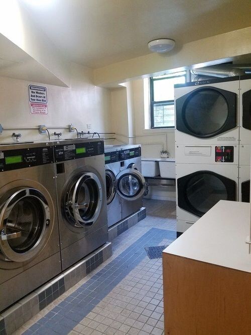 Foto del edificio - 32-05 Newtown Ave