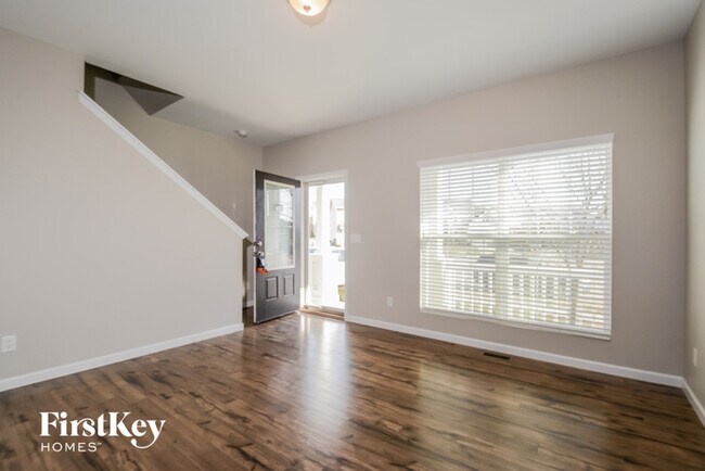 Foto del edificio - 121 Siena Dr