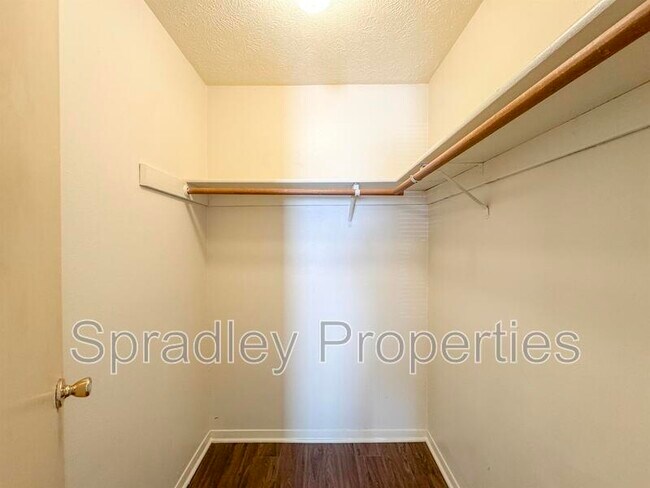 Foto del edificio - 608 John Paul Jones Dr