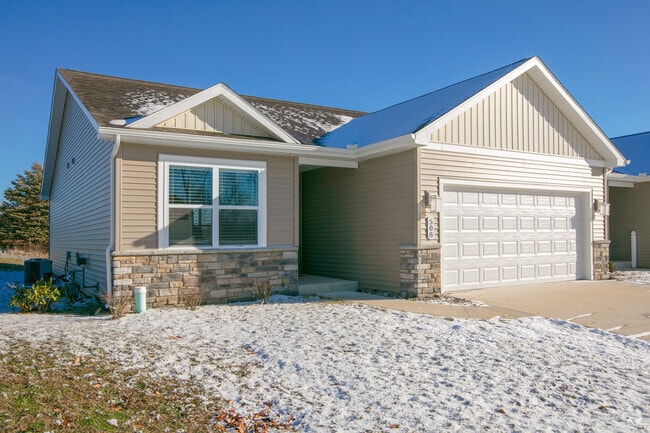 Building Photo - 508 Filbert St