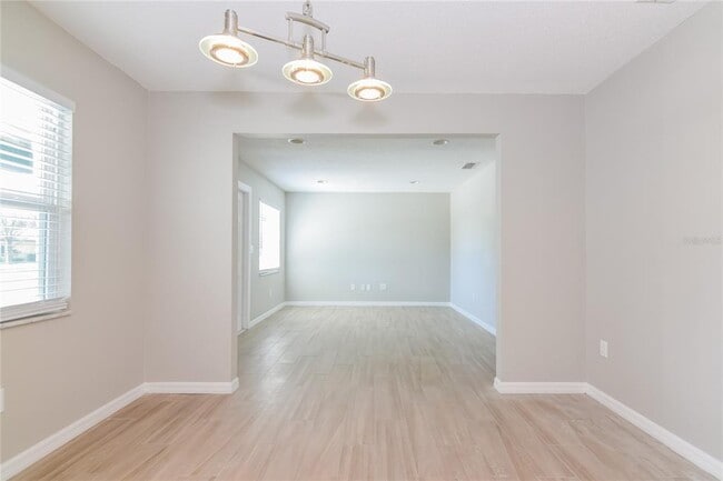 Building Photo - 2112 Sylvester Ct