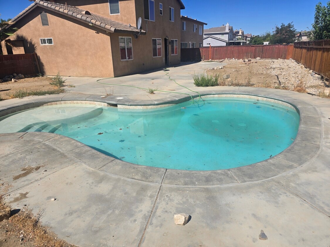 Primary Photo - 11676 Azalia Dr