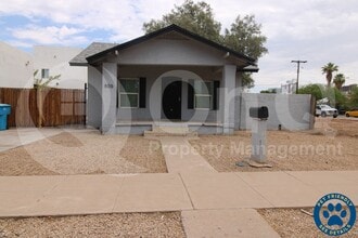 Building Photo - 805 N 10th Ave