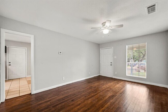 Foto del edificio - 3215 Nebraska Ave