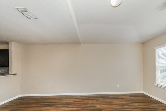 Building Photo - 10802 Creek Mist Dr