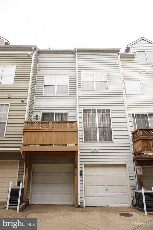 6004 Lincolnia Rd, Alexandria, VA 22312 Townhome Rentals in