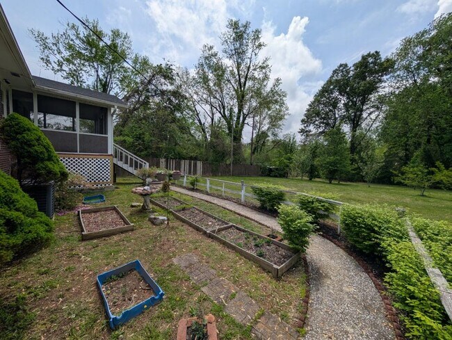 Foto del edificio - 505 N Stanwood Ln
