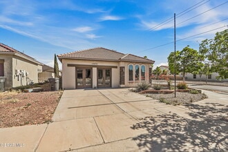 Building Photo - 13470 Everingham St