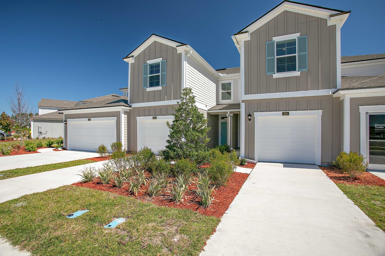 Discovery Trails Apartments in Middleburg, FL