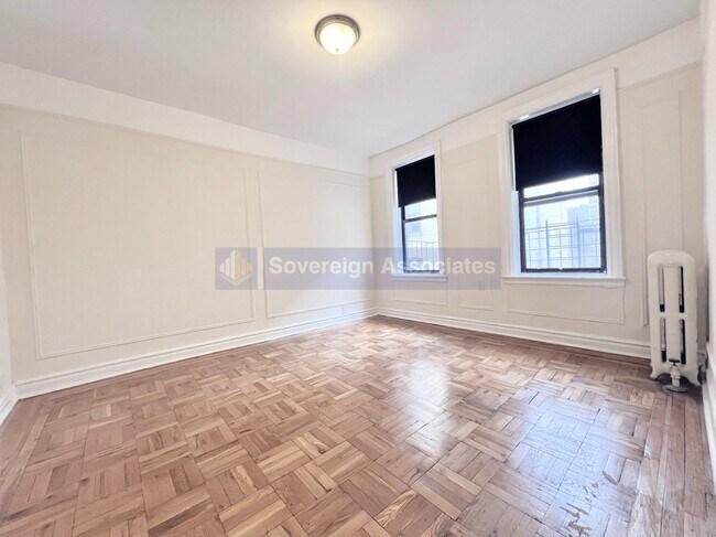 Building Photo - 1803 Riverside Drive