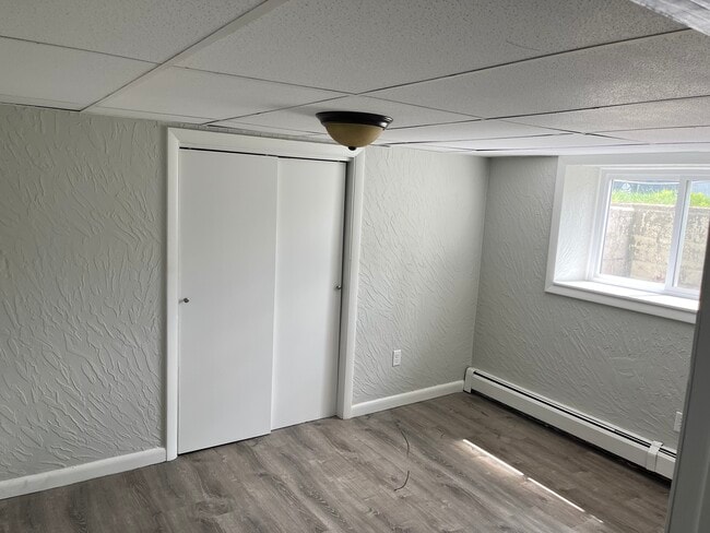 Bedroom 2 - 422 Reservoir St