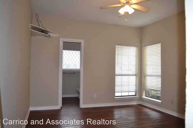 Building Photo - 3 br, 2.5 bath House - 404 Benjamin