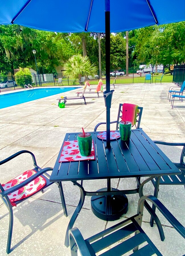 Pool table - Residences at Port Royal