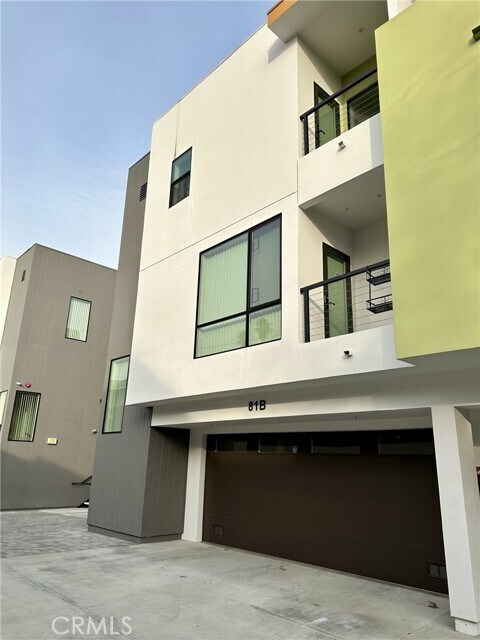 Foto del edificio - 81 Palmetto Dr